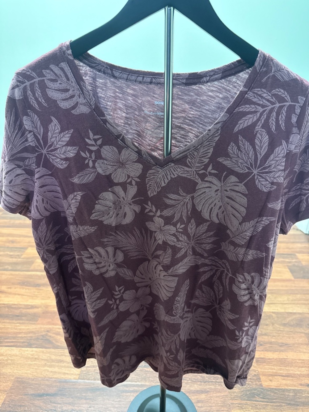 Top - Picture 2 of 4